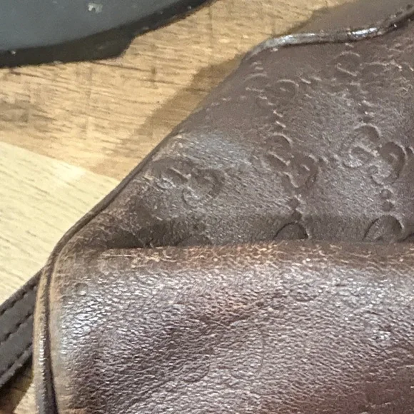 Gucci Dark Brown Embossed Leather Shoulder Bag - Picture 9 of 11